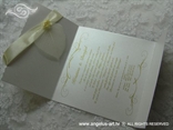 bijela krem pozivnica s prozirnim listom i krem ružom
