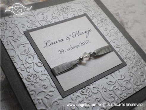 srebrna ekskluzivna pozivnica za vjenčanje s perlicama