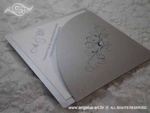 srebrna pozivnica za vjenčanje u obliku dijamanta s cirkonom